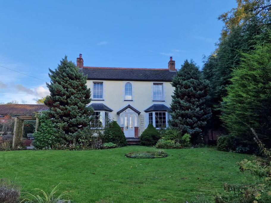 Bailey Estate House Βίλα Abergavenny Εξωτερικό φωτογραφία